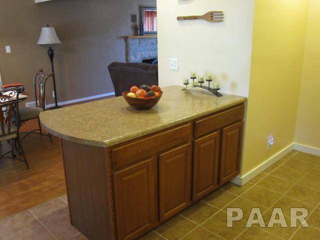 1011 Sheridan Road Pekin, IL 61554 - Photo 8 of 15 Gallery Image 8