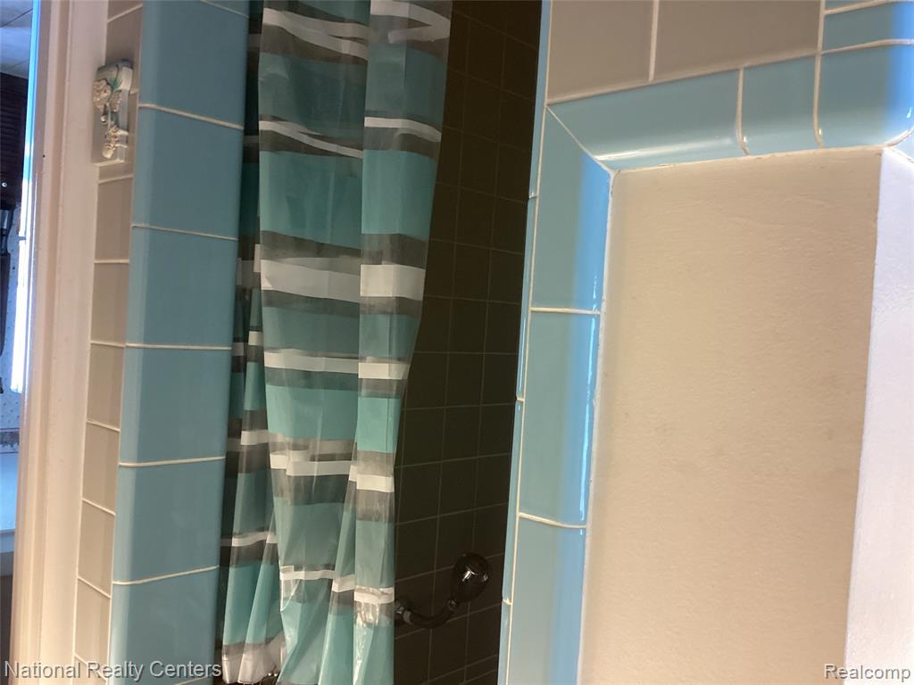 6024 Port Austin Road, Unit 5 Caseville, MI 48725 - Photo 25 of 56