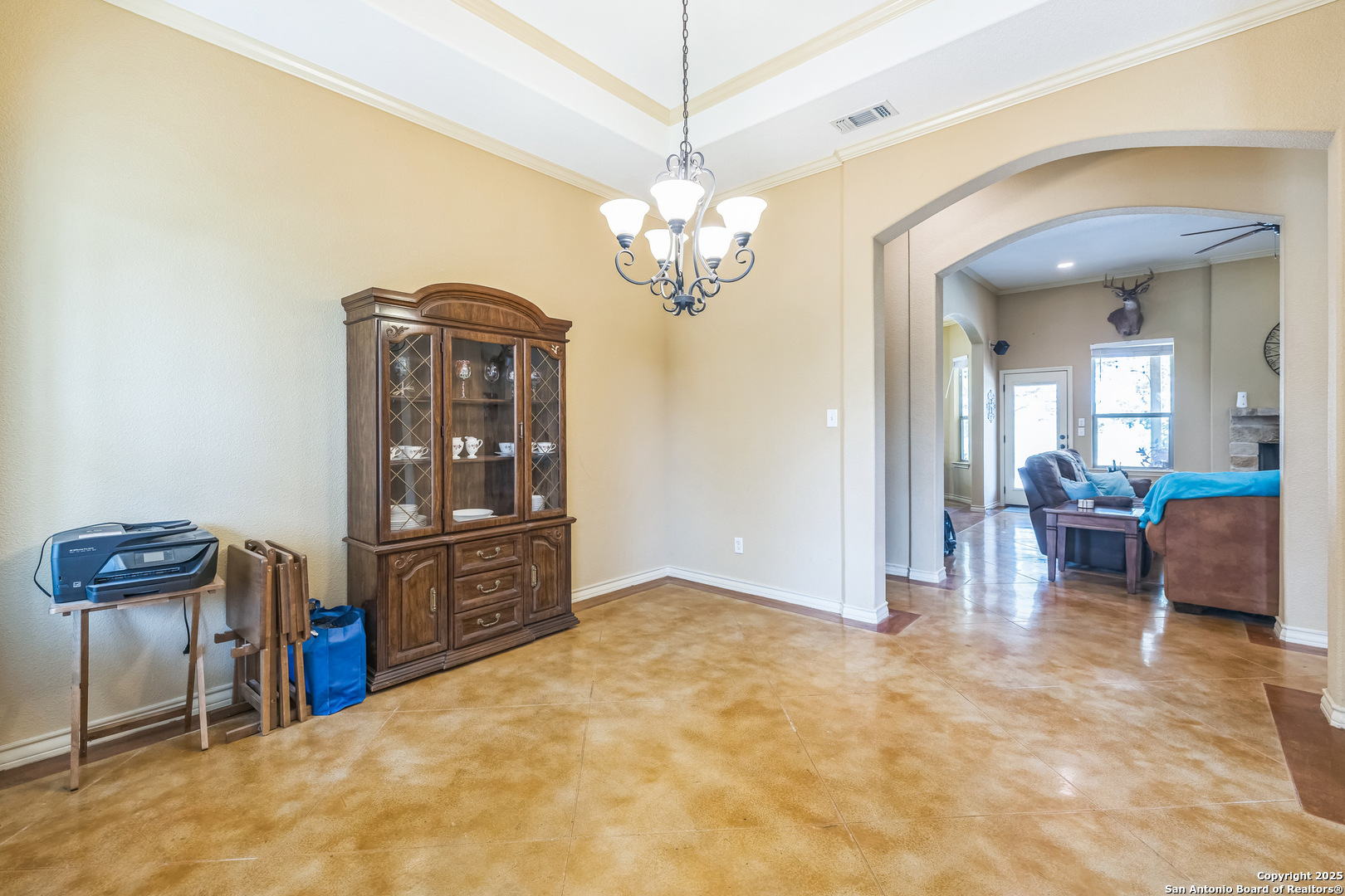 448 Western Bandera, TX 78003 - Photo 7 of 35 a view of a livingroom with furniture and a chandelier