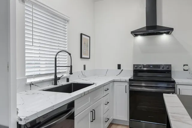 $749,999 | 622 North Stockton Avenue, Ripon, CA 95366