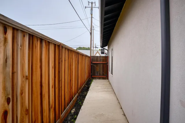 $749,999 | 622 North Stockton Avenue, Ripon, CA 95366