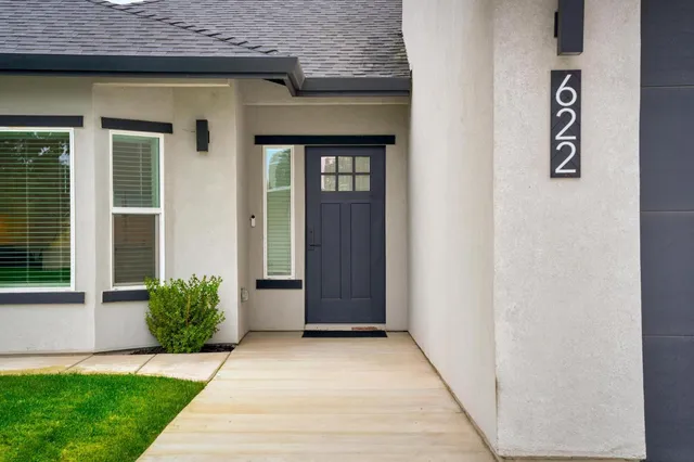 $749,999 | 622 North Stockton Avenue, Ripon, CA 95366