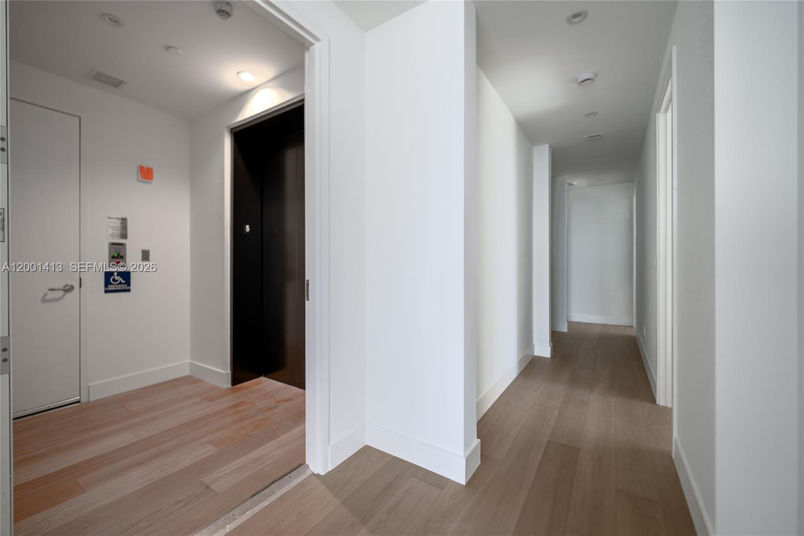 175 Southeast 25th Road, Unit 501 Miami, FL 33129 - Photo 34 of 67 Private Foyer area
