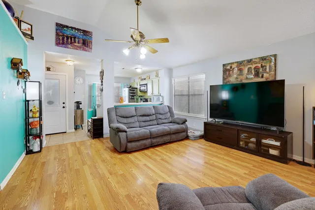 $290,000 | 2508 Armstrong Drive, Leander, TX 78641