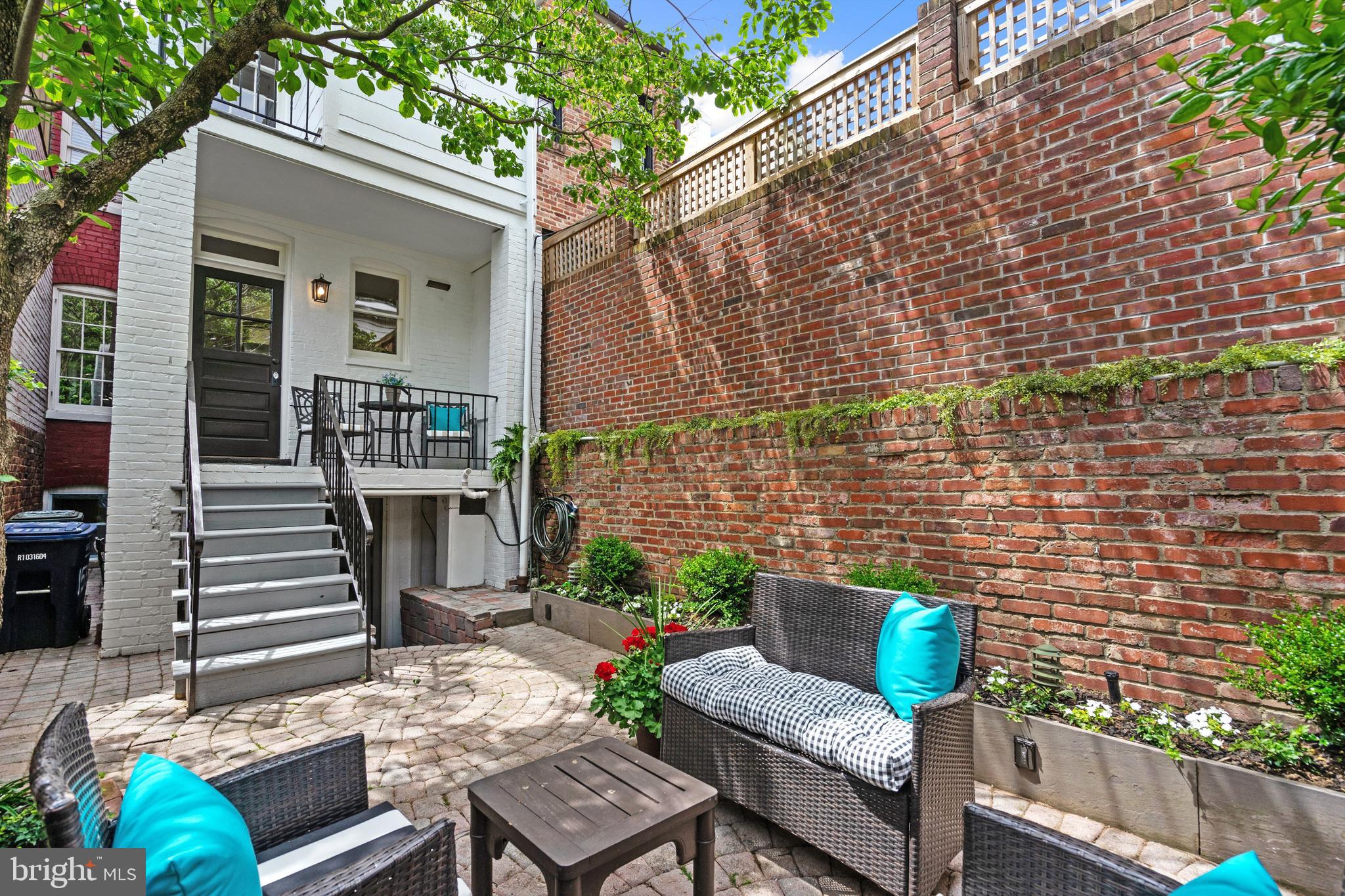 1555 33rd Street Northwest Washington, DC 20007 - Photo 17 of 20