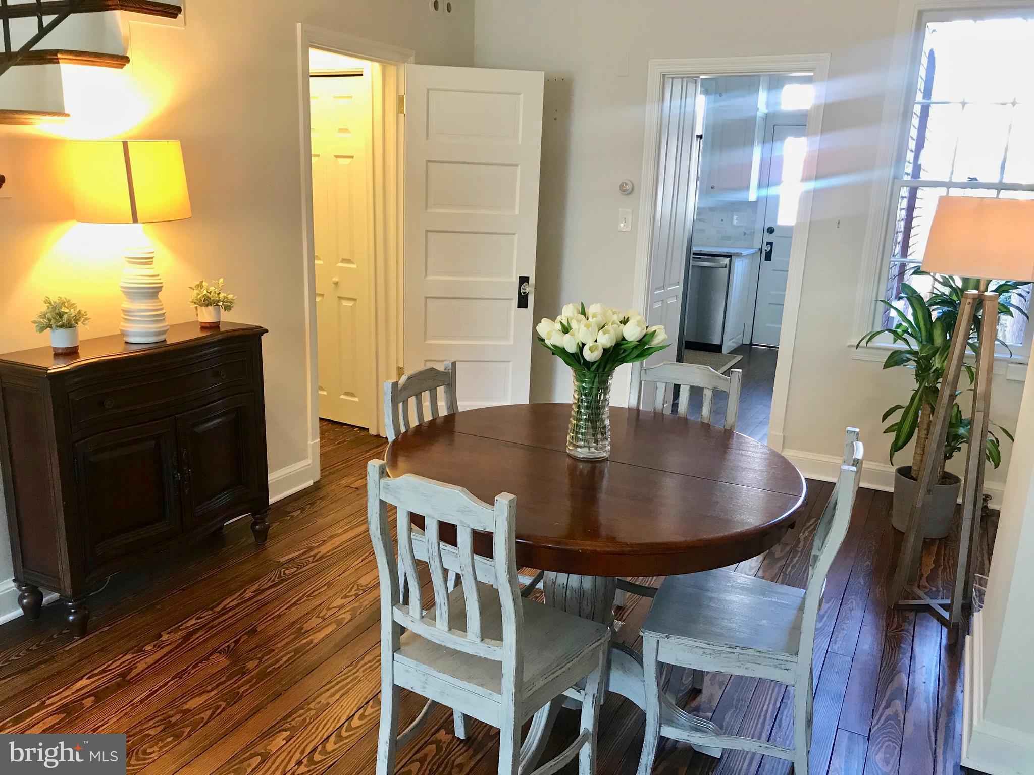 1555 33rd Street Northwest Washington, DC 20007 - Photo 6 of 20