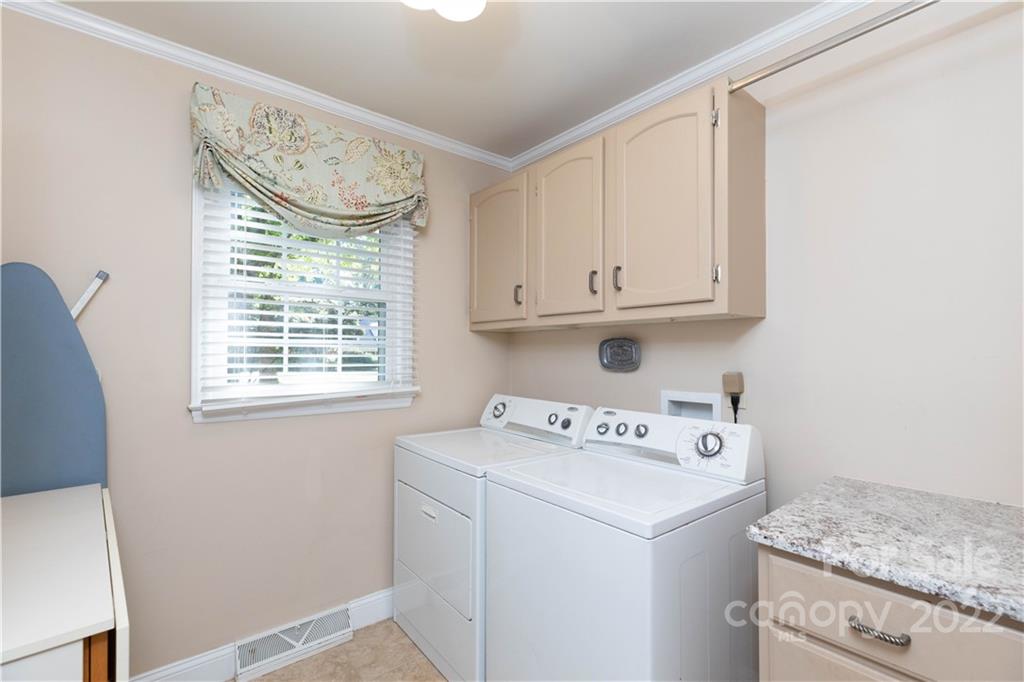 2096 Malvern Road Rock Hill, SC 29732 - Photo 12 of 41 a utility room with dryer and washer