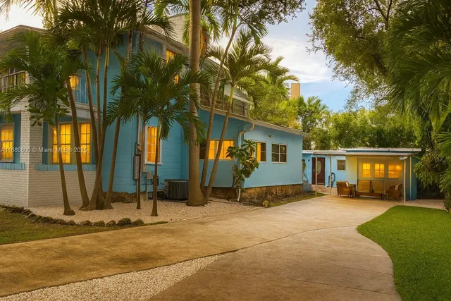 a house view with a sitting space