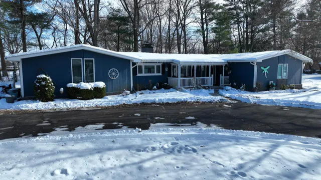 $339,000 | 523 South Western Heights Loop, Monticello, IN 47960