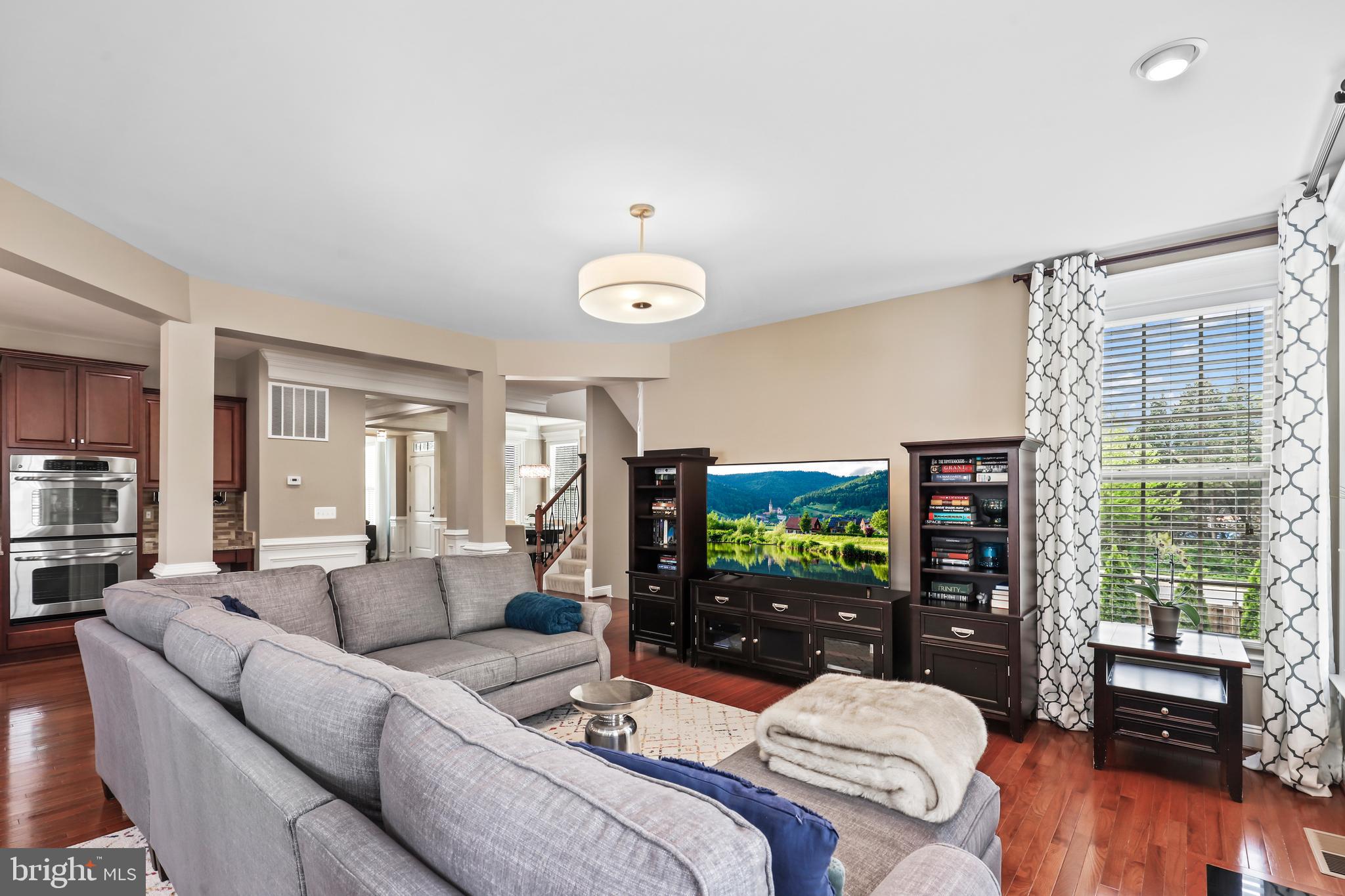 42692 Macauley Place Ashburn, VA 20148 - Photo 10 of 69