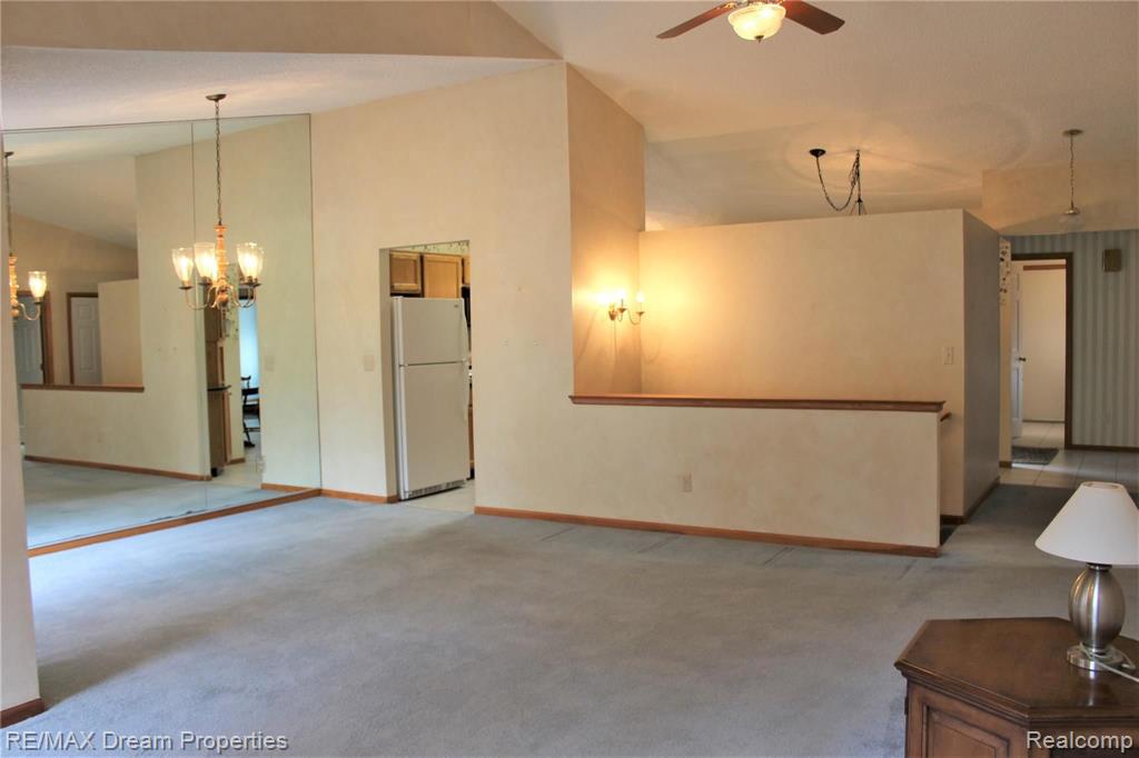 21975 River Ridge Trail Farmington Hills, MI 48335 - Photo 7 of 22