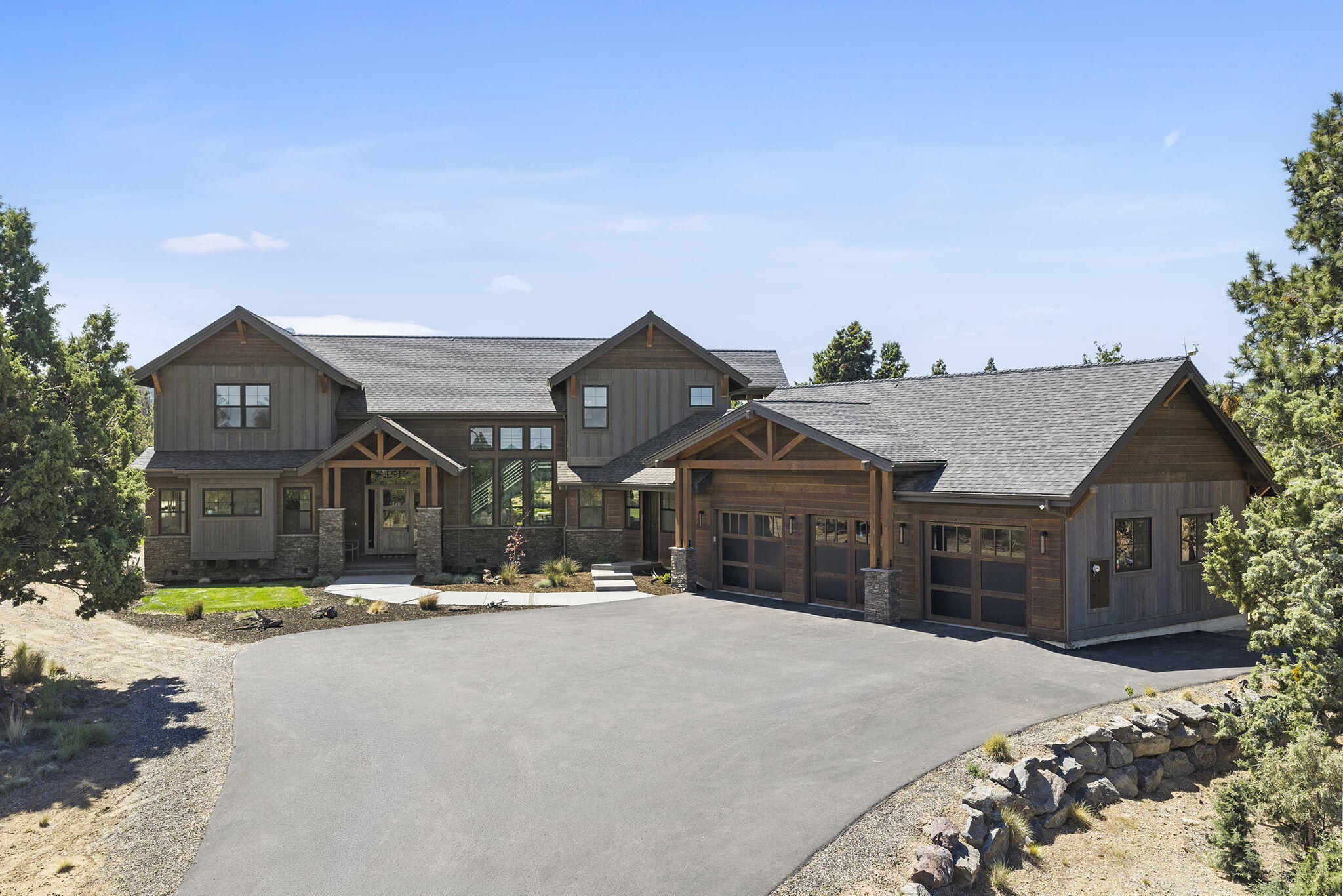 20055 Pacific Heights Rd Bend Bend, OR 97703 - Photo 8 of 66 Gallery Image 8