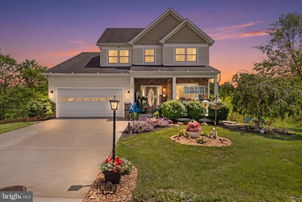 $440,000 | 308 Conscription Way, Hedgesville, WV 25427