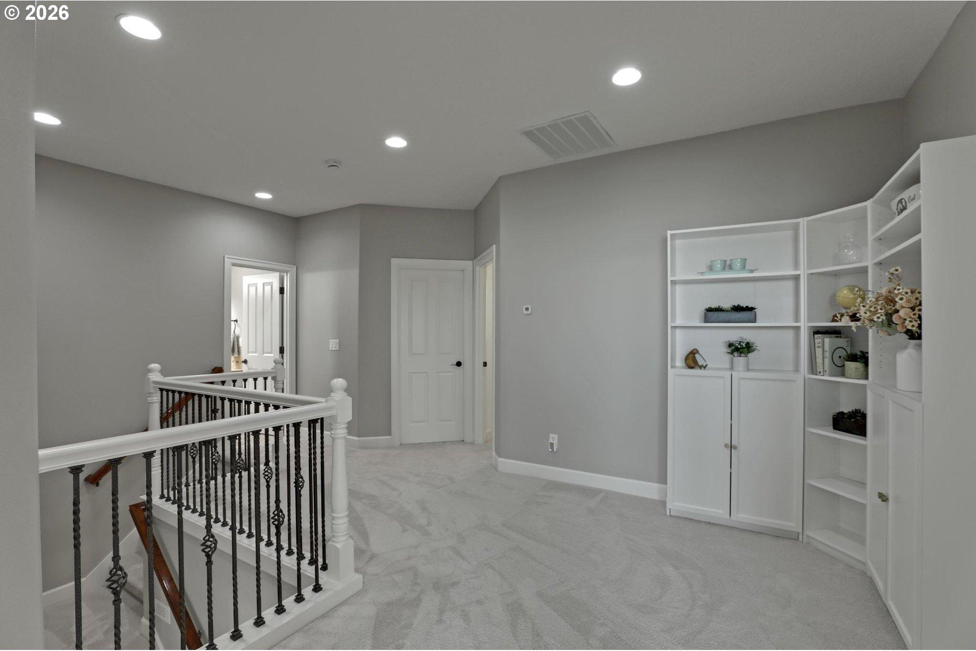 11046 Northwest Ridge Road Portland, OR 97229 - Photo 21 of 33 Gallery Image 21
