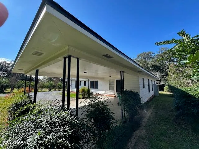 $215,000 | 703 South State Street, Abbeville, LA 70510