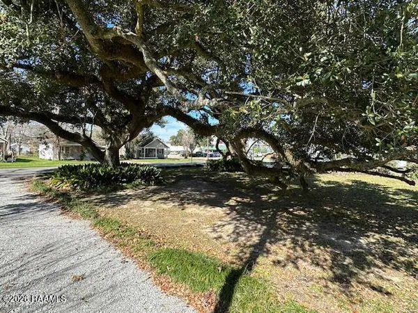 $215,000 | 703 South State Street, Abbeville, LA 70510