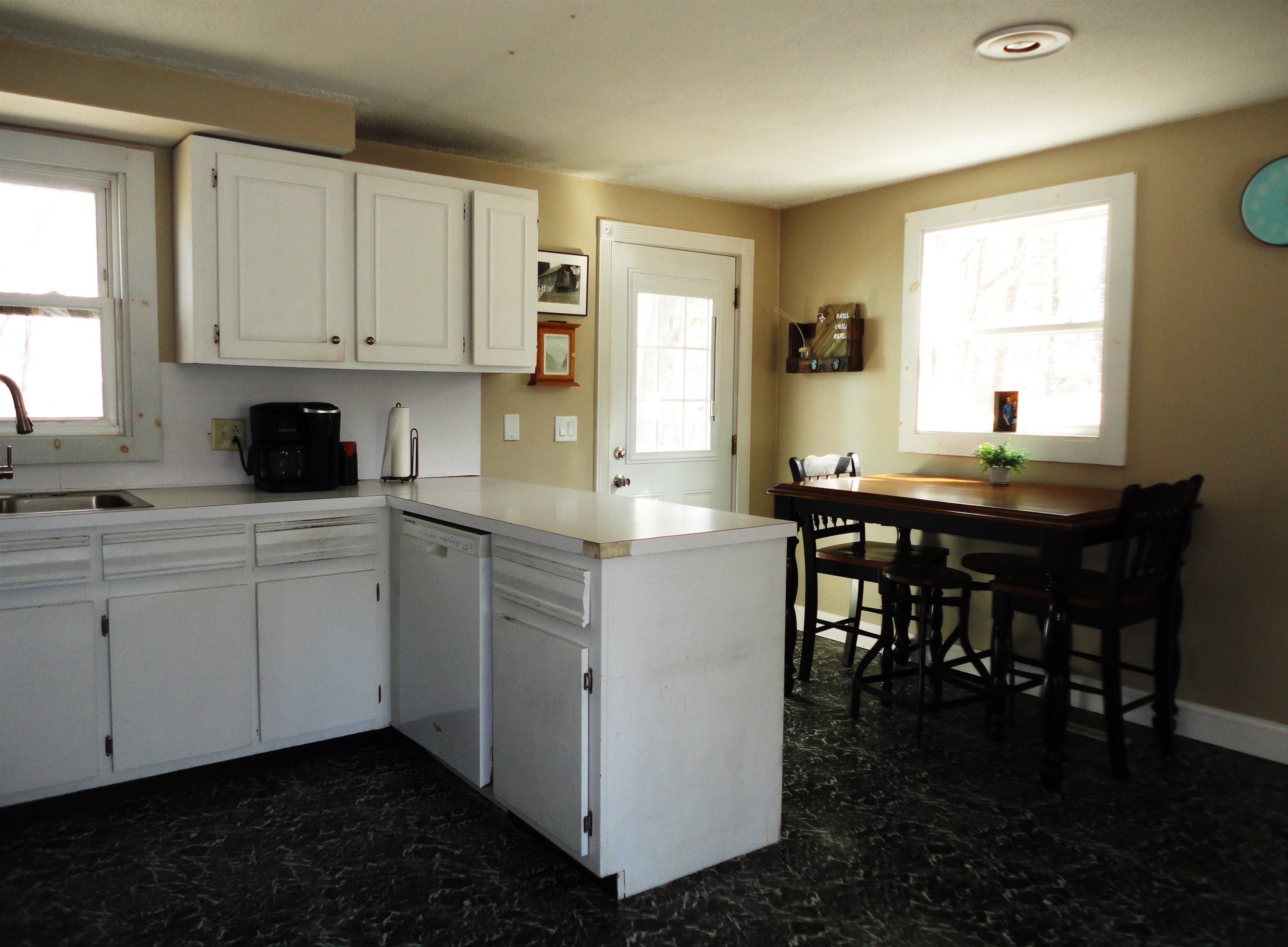 20 Valhalla Drive Milford, NH 03055 - Photo 6 of 26