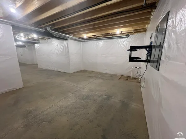 $1,450,000 | 1840 Quail Creek Drive, Lawrence, KS 66047