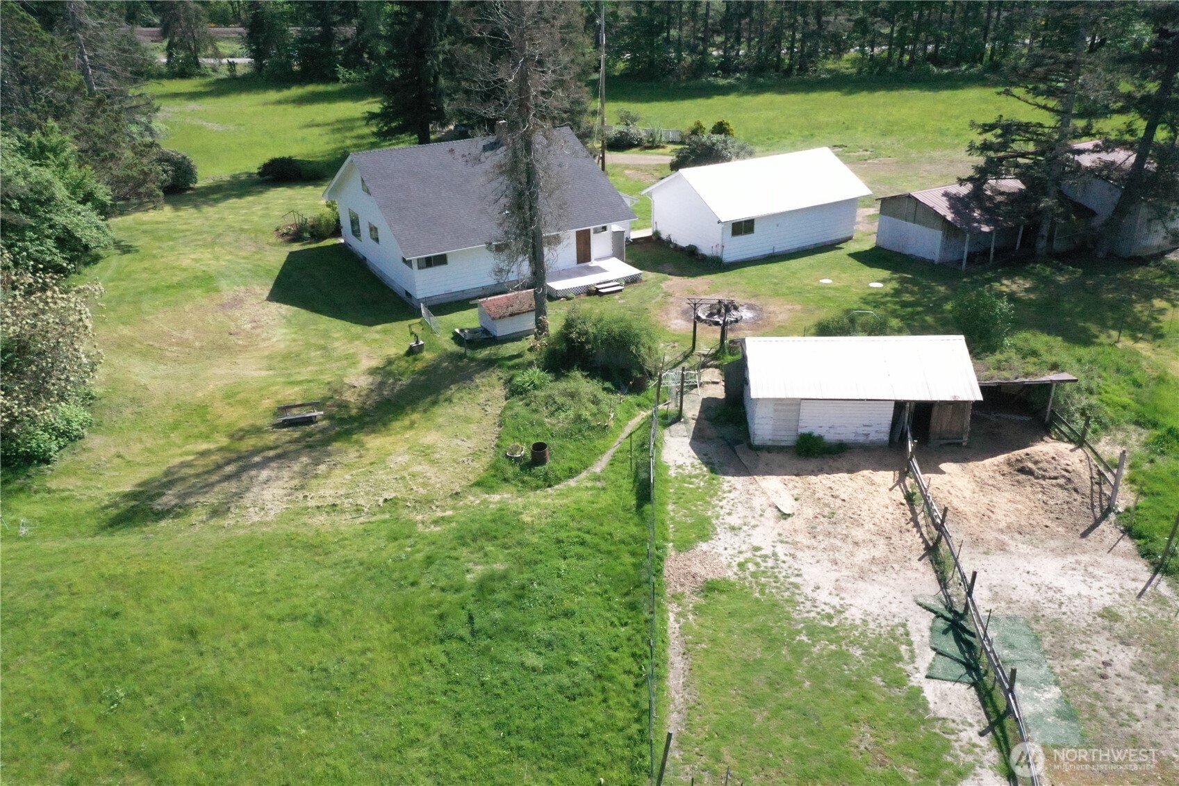 38013 Highway 2 Sultan, WA 98294 - Photo 29 of 33
