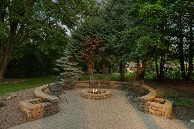 $674,900 | 602 24th Street Northwest, Austin, MN 55912