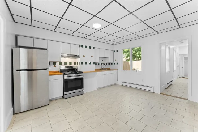 $3,600 | 212 Princeton Street, Unit 1, Boston, MA 02128