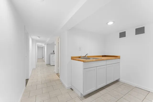 $3,600 | 212 Princeton Street, Unit 1, Boston, MA 02128