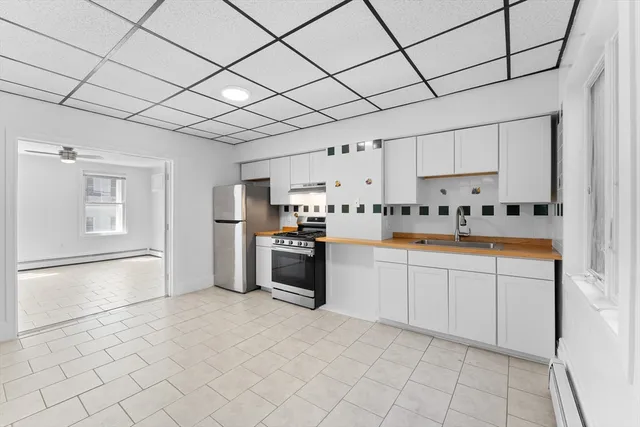 $3,600 | 212 Princeton Street, Unit 1, Boston, MA 02128