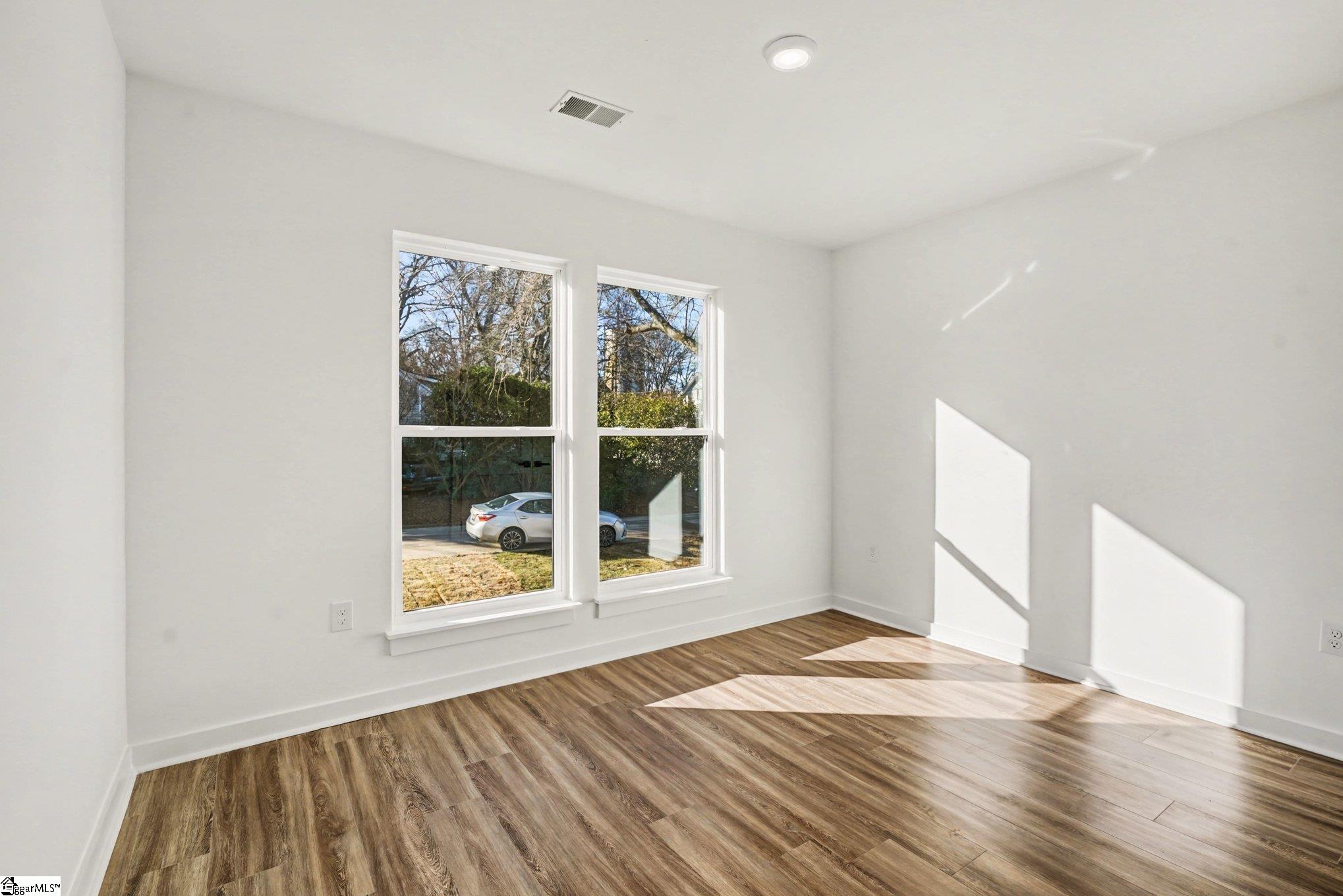 202 Pine Street Easley, SC 29640 - Photo 24 of 29