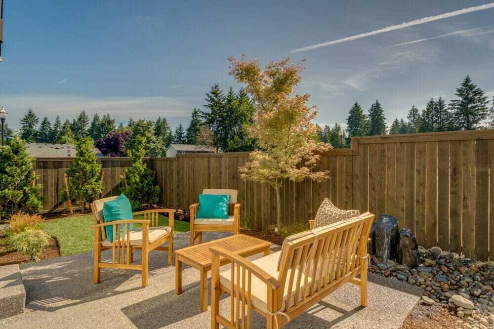 3867 Northeast Oakside Loop Bend, OR 97701 - Photo 6 of 36 Home and lot will be similar to photos/renderings shown