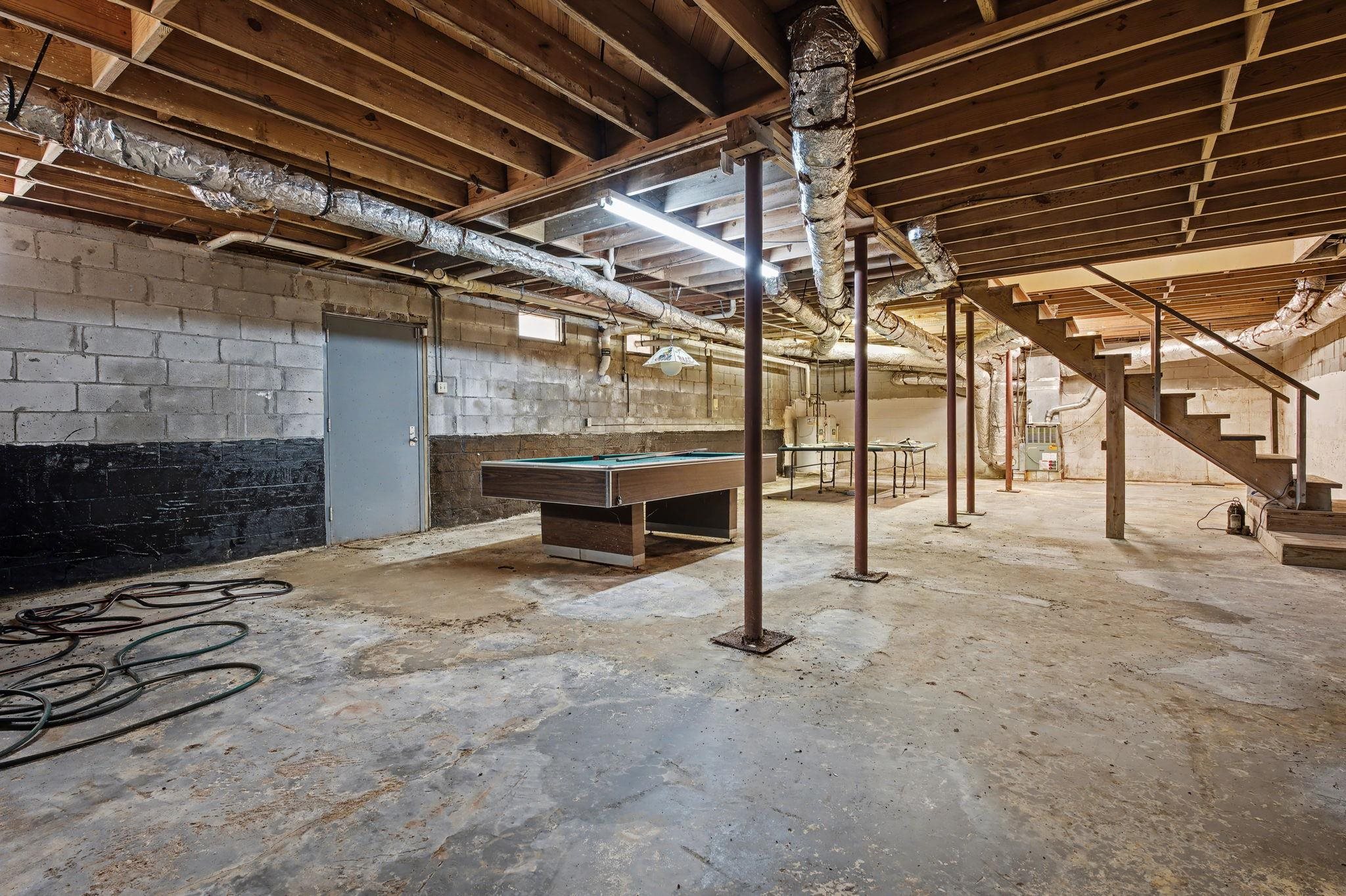 7439 Lexie Gardner Road Bartlett, TN 38002 - Photo 32 of 40 a view of an empty room with a fireplace