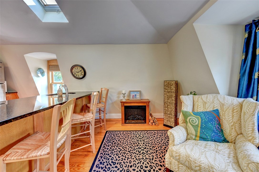 54 Halsey Street, Unit 6 Providence, RI 02906 - Photo 11 of 19