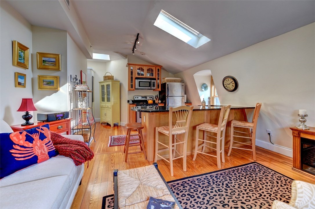 54 Halsey Street, Unit 6 Providence, RI 02906 - Photo 12 of 19