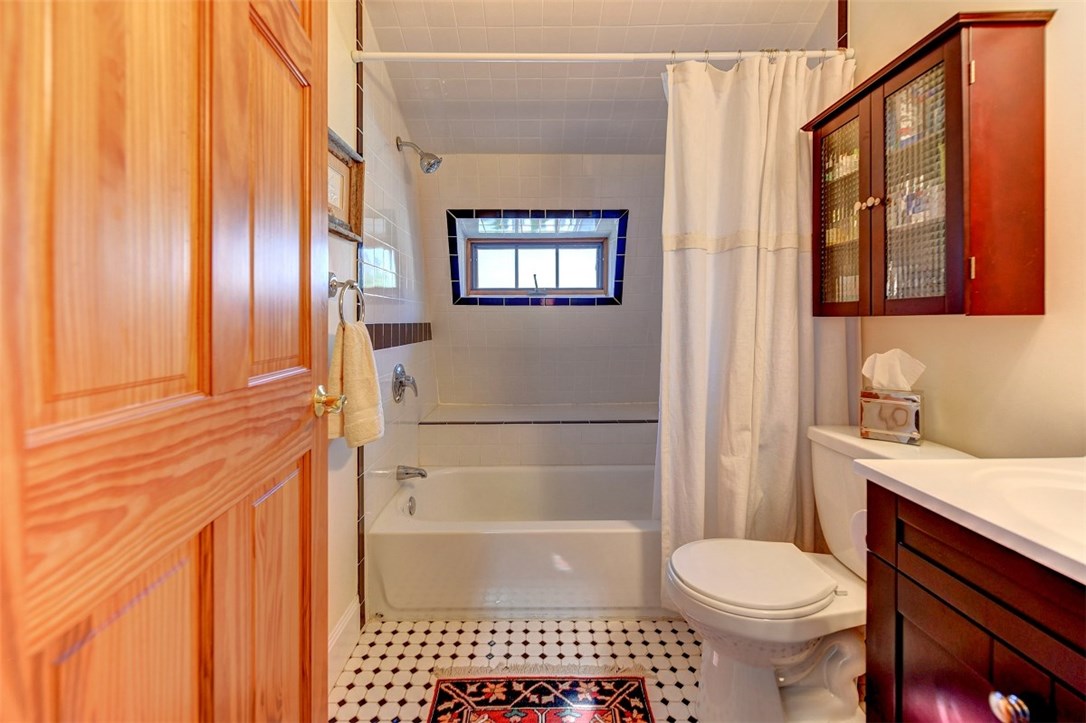 54 Halsey Street, Unit 6 Providence, RI 02906 - Photo 15 of 19