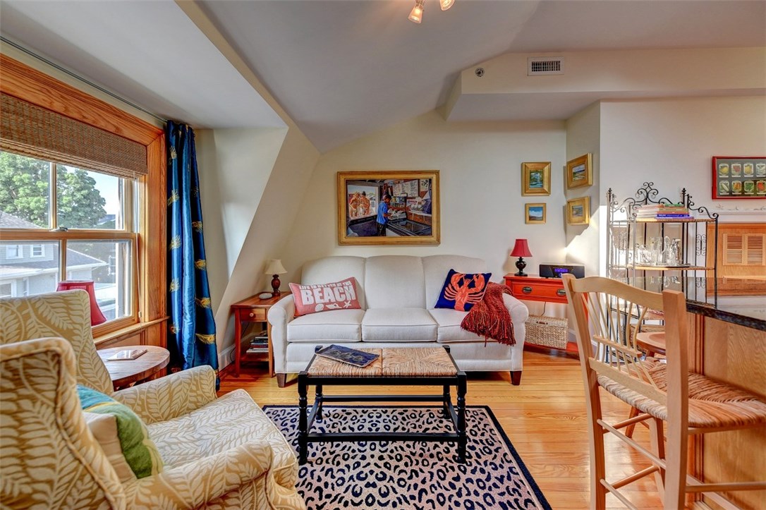 54 Halsey Street, Unit 6 Providence, RI 02906 - Photo 10 of 19