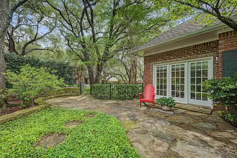 $995,000 | 5831 London Lane, Dallas, TX 75252