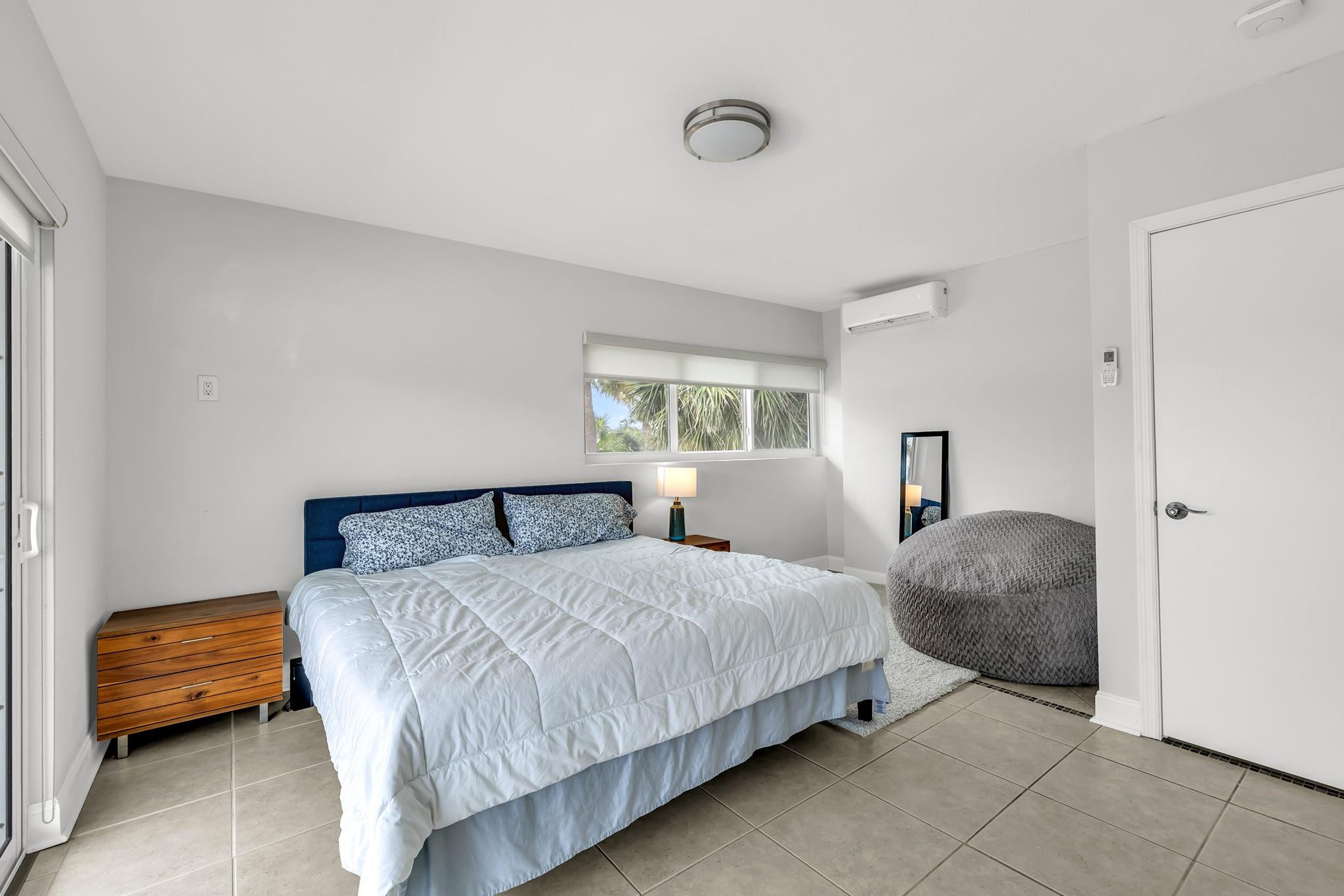 2812 Northeast 27th Street Lighthouse Point, FL 33064 - Photo 15 of 41 Photo 15