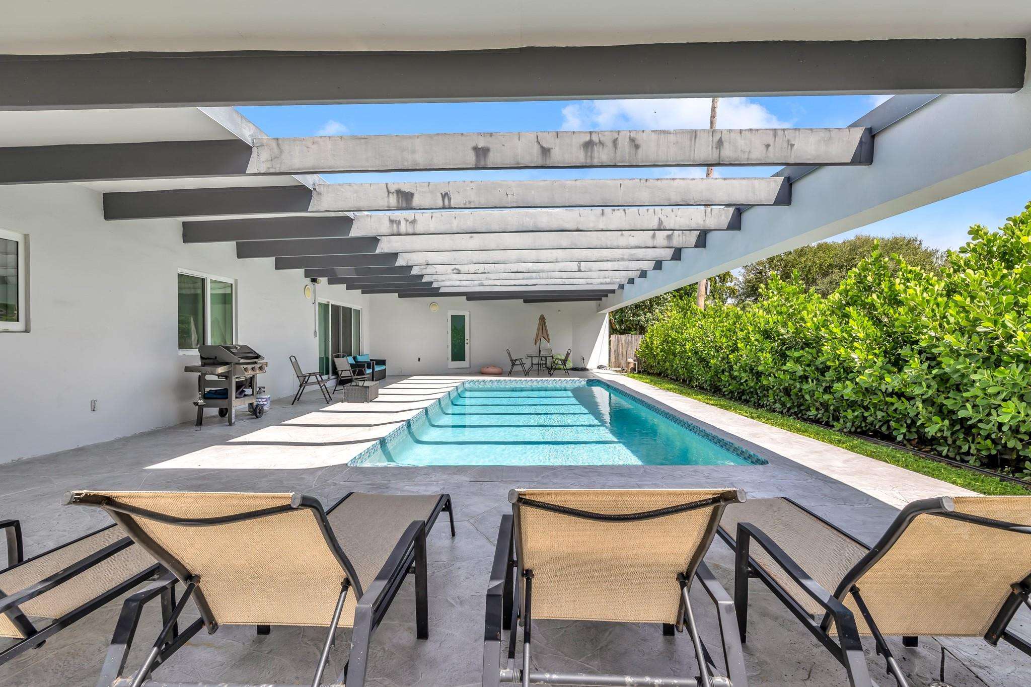 2812 Northeast 27th Street Lighthouse Point, FL 33064 - Photo 28 of 41 Photo 28