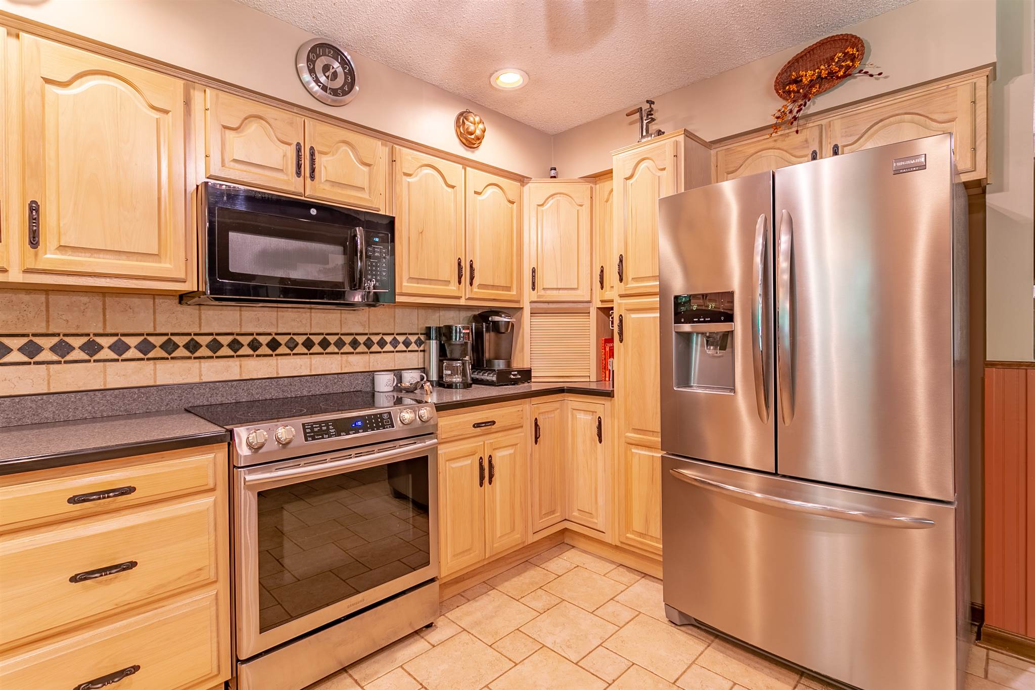 14121 Bickmeier Road Evansville, IN 47725 - Photo 11 of 36 Gallery Image 11