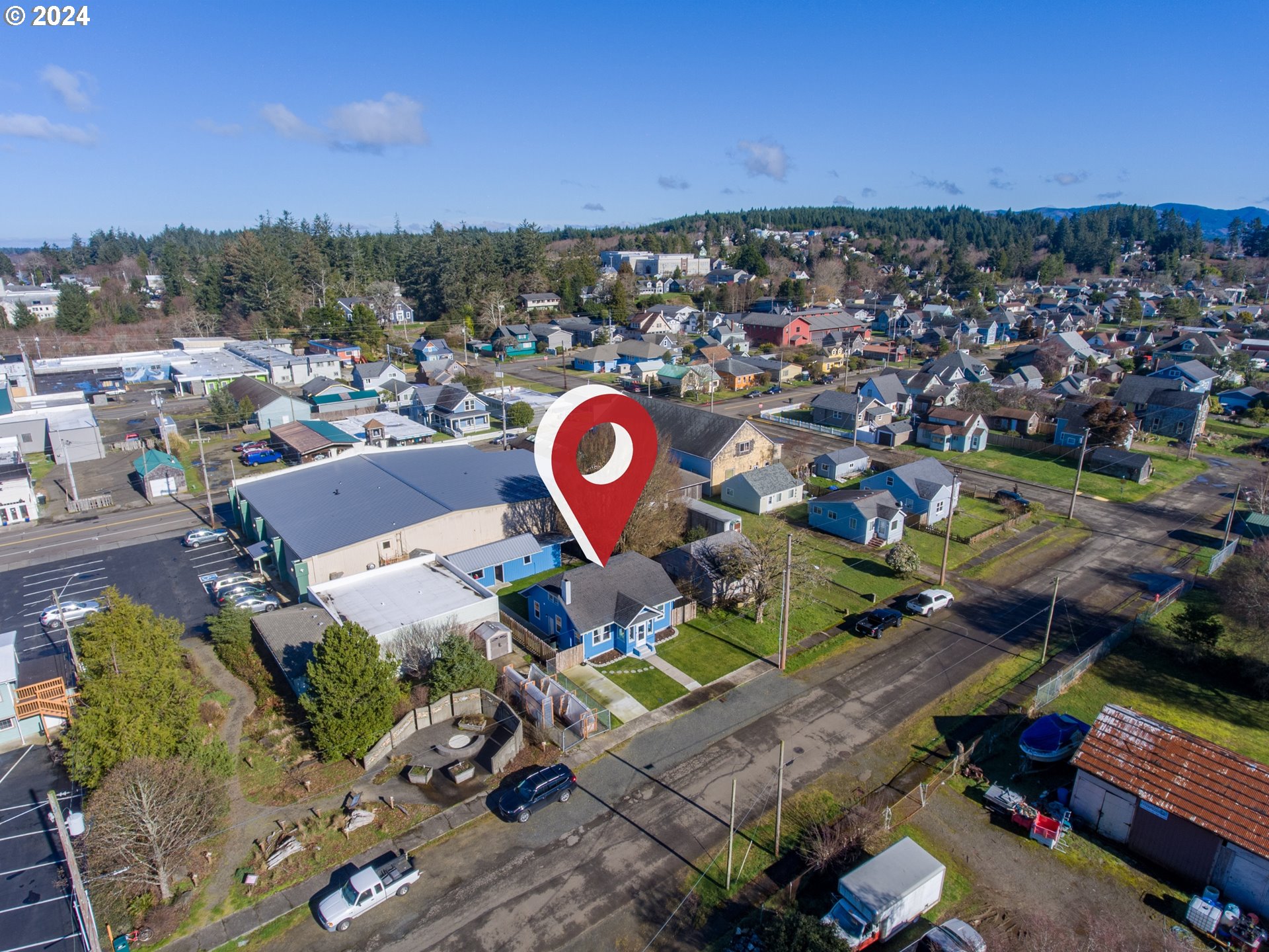 118 Main Street Southwest Ilwaco, WA 98624 - Photo 41 of 44 an aerial view of a