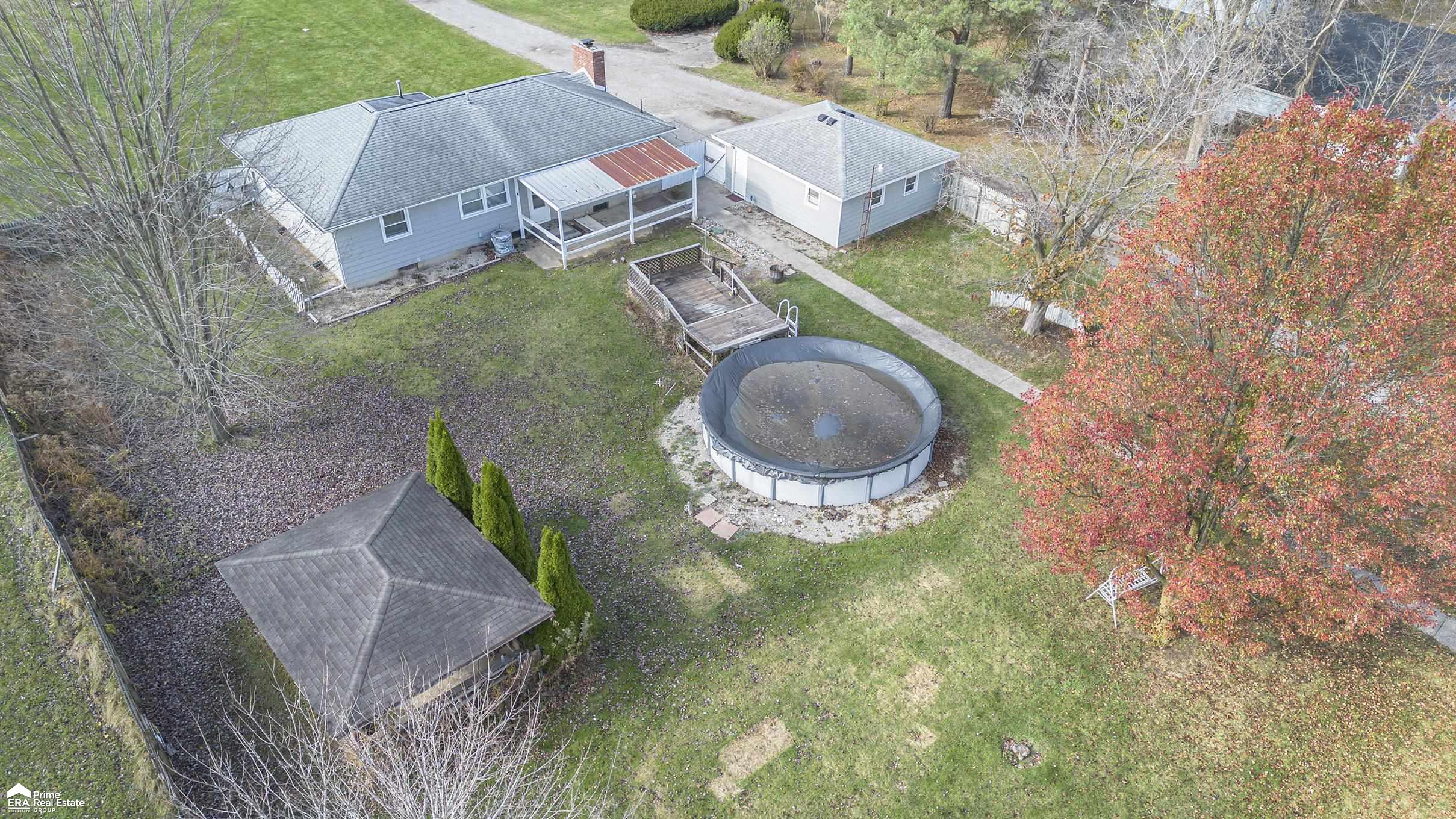 4186 North Center Road Flint, MI 48506 - Photo 25 of 40 50157512-9a646c23-1349-49fc-9ff4-27fb879e610b.JPG