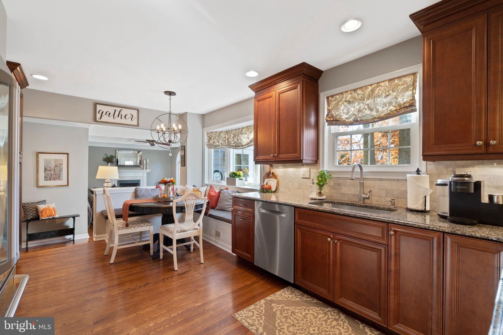 919 Senator Road Norristown, PA 19403 - Photo 13 of 50 Kitchen