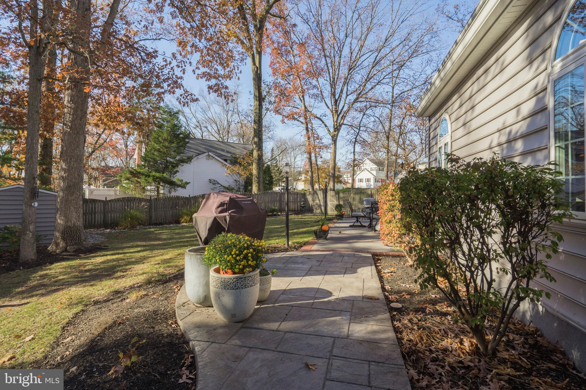 919 Senator Road Norristown, PA 19403 - Photo 41 of 50 Walkway