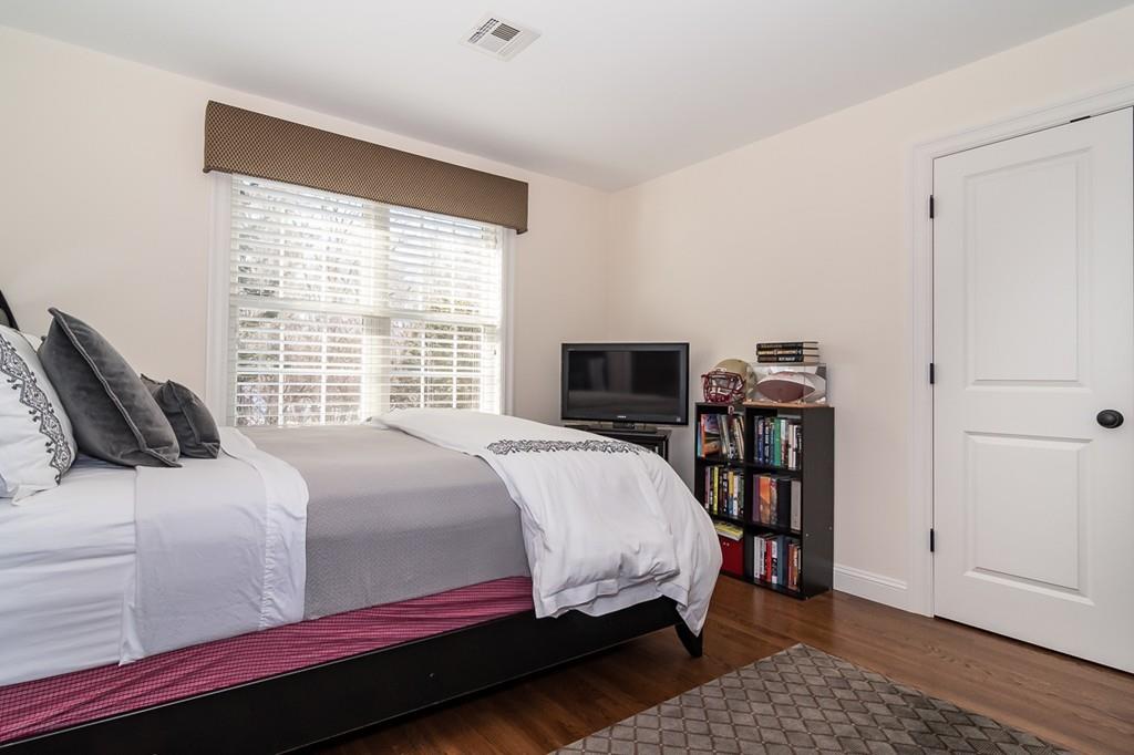 130 Clarke Road Needham, MA 02492 - Photo 17 of 32