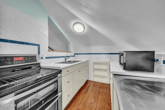 $1,400 | 727 Princess Street, Wilmington, NC 28401