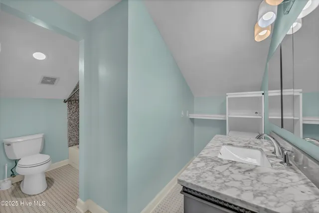 $1,400 | 727 Princess Street, Wilmington, NC 28401