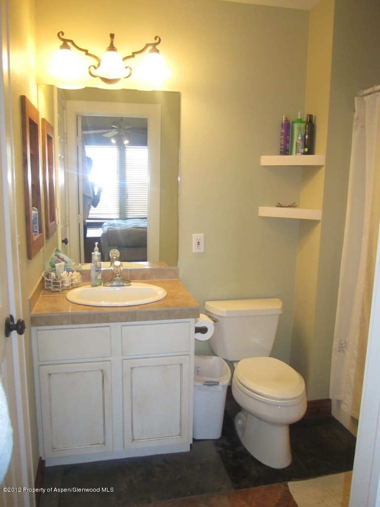184 East 26th Street Rifle, CO 81650 - Photo 8 of 10 upstairs bath