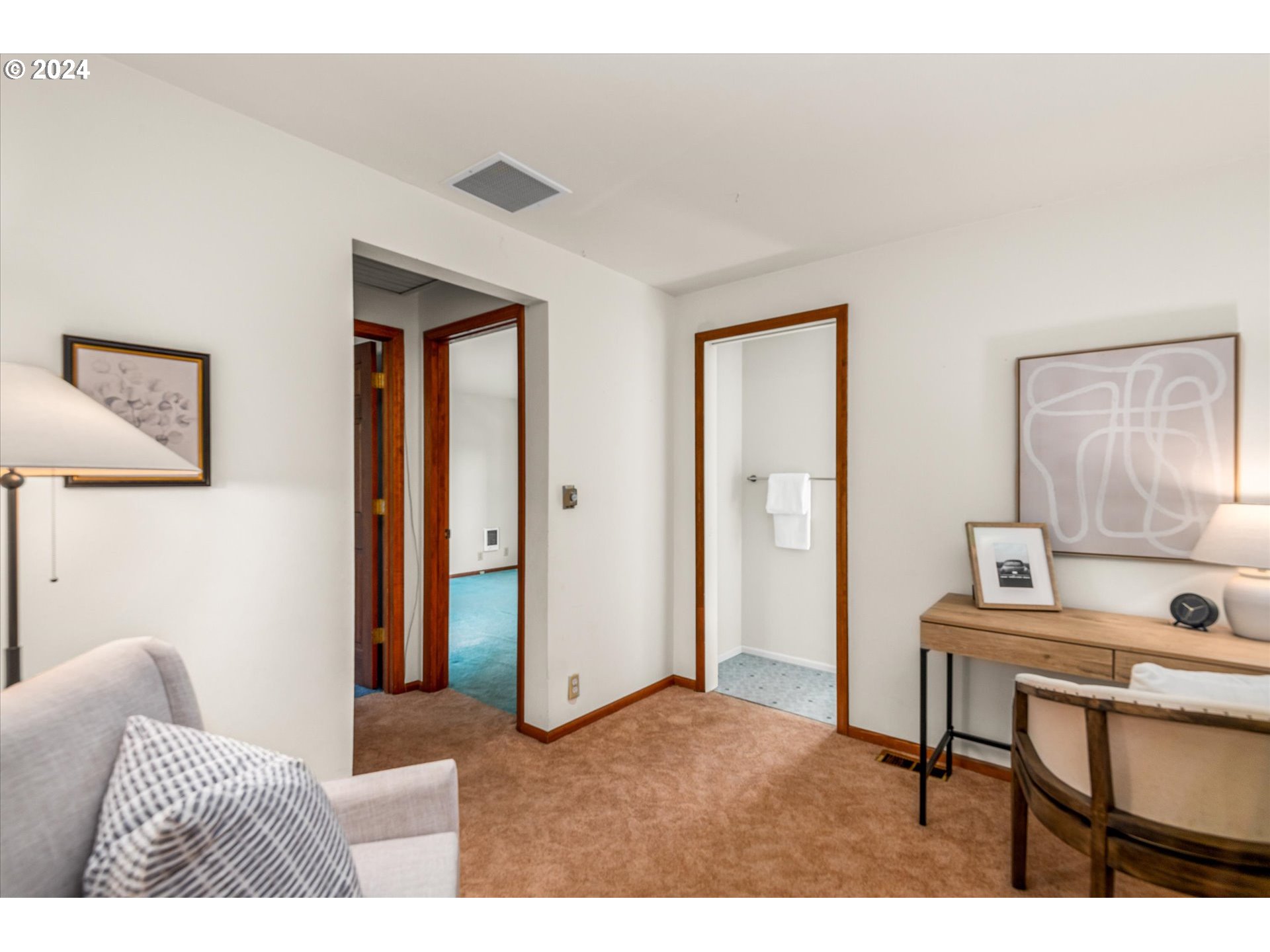 2602 Agate Street Eugene, OR 97403 - Photo 26 of 37 a living room with furniture and a window