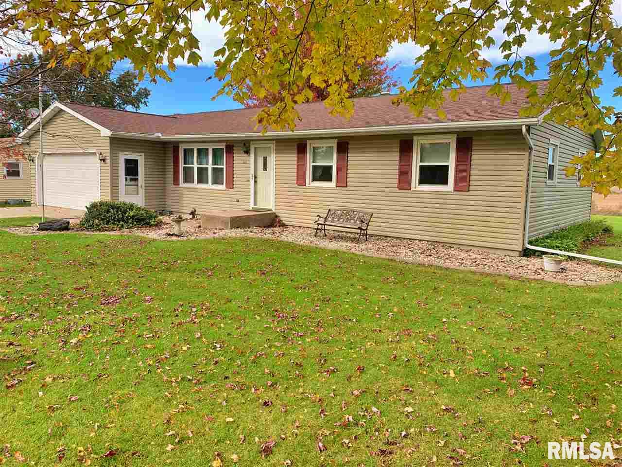 303 Sunshine Drive Rio, IL 61472 - Photo 4 of 29 Gallery Image 4