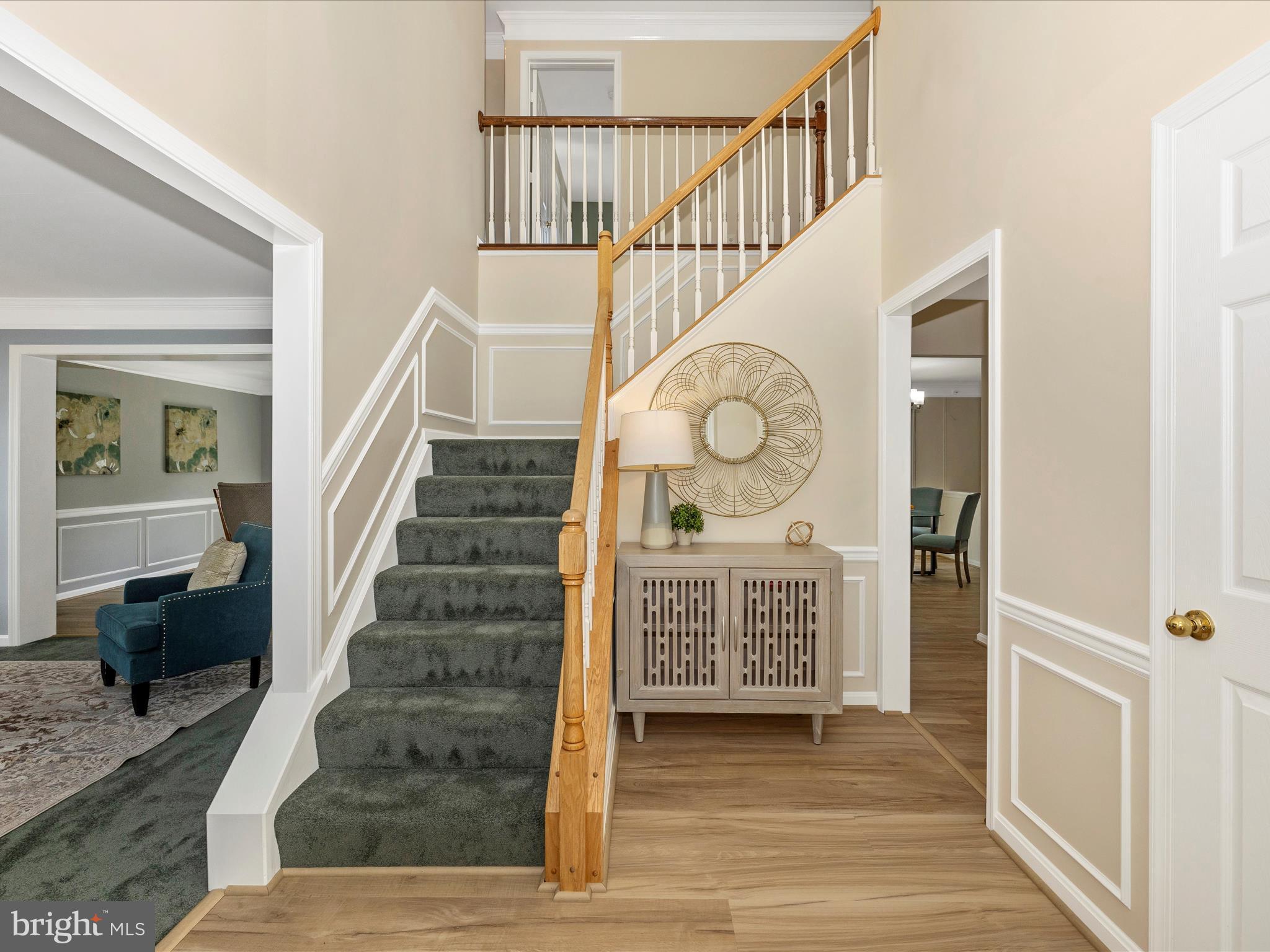 21405 Emerald Drive Germantown, MD 20876 - Photo 3 of 51 a view of entryway