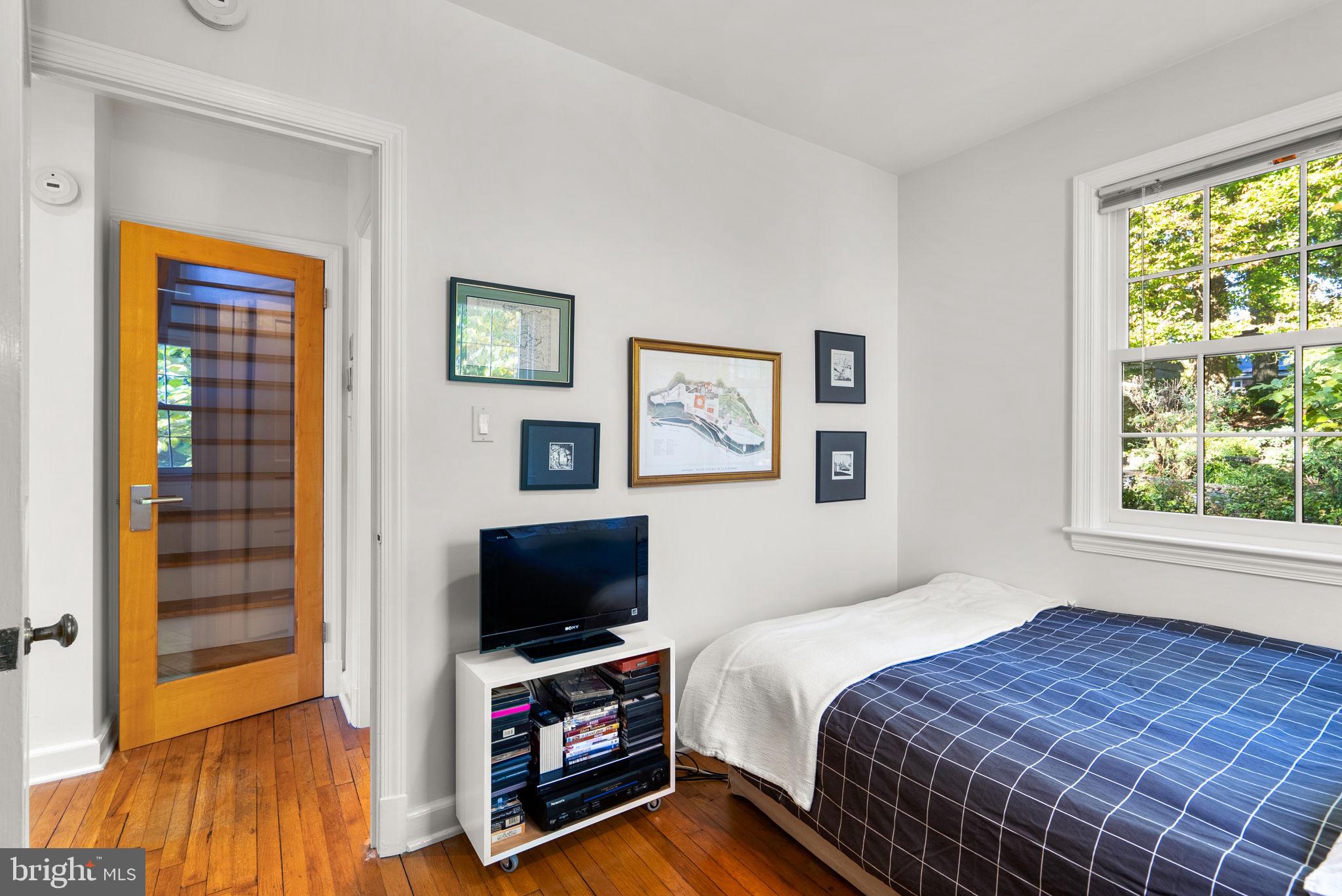 509 Mansfield Road Silver Spring, MD 20910 - Photo 19 of 36